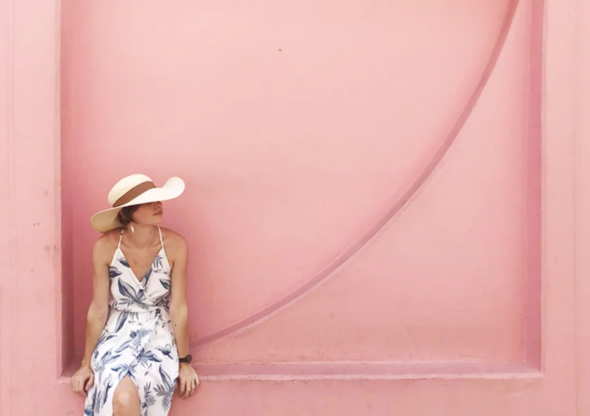 Marie Pottiez - Auteure Hong Kong L'Essentiel, aux Editions Nomades