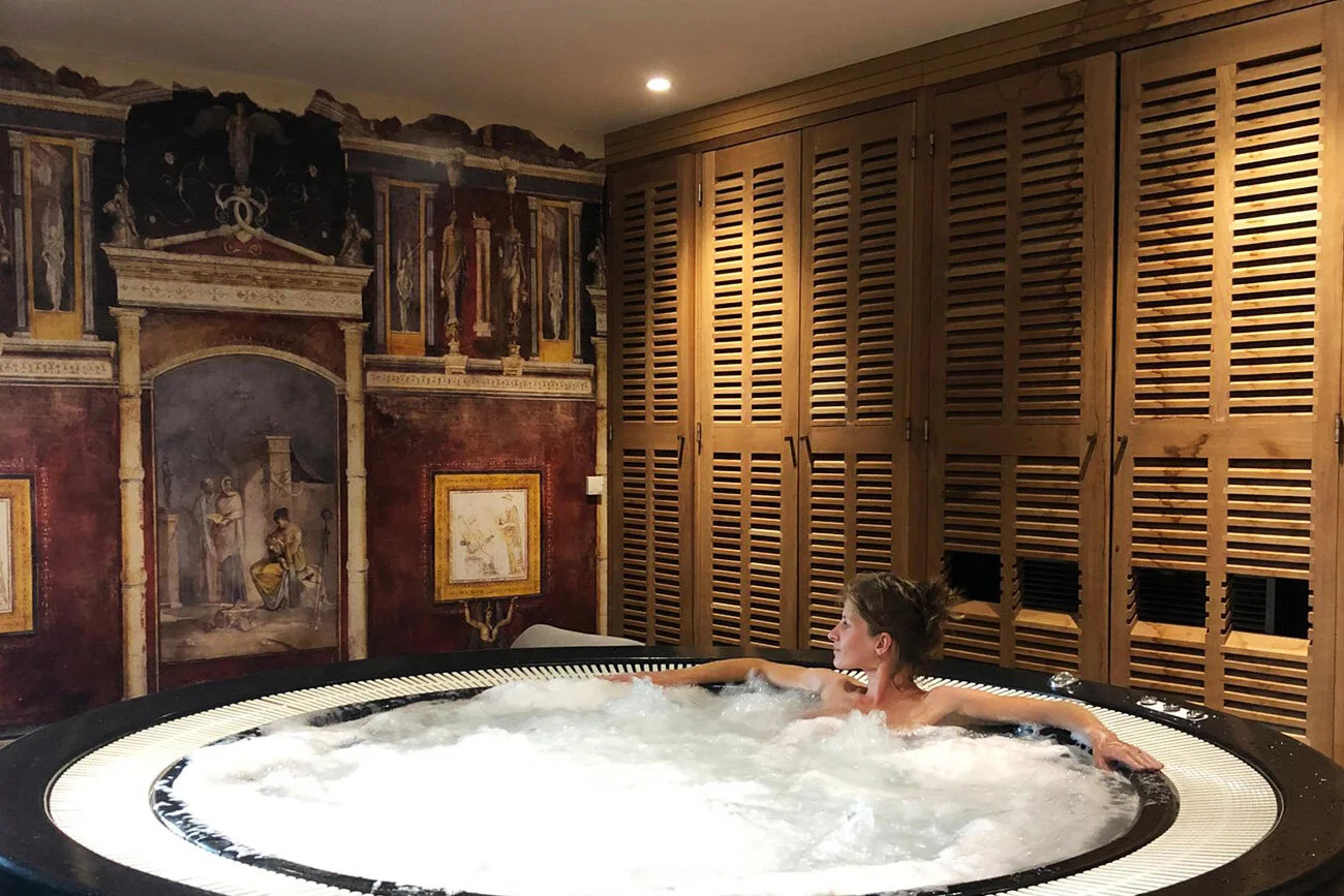 La belle adresse : un hôtel &amp; spa luxueux dans un couvent signé Lacroix