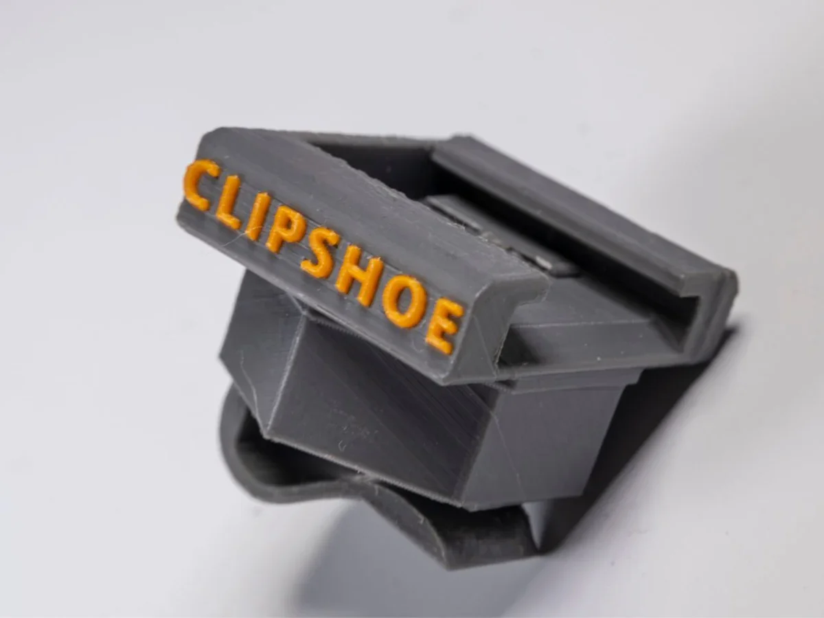 TWDClipshoe-ForMediumFormatCameras-DarkGrey.webp