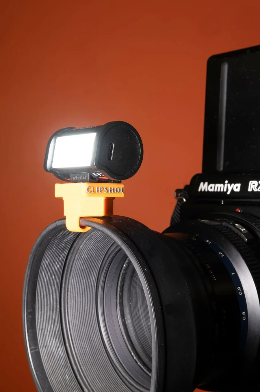 TWDClipshoe-ForMediumFormatCameras-2.webp