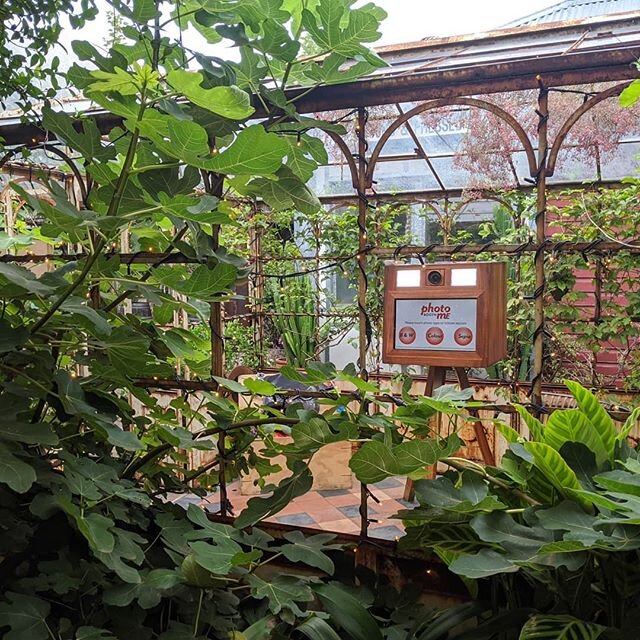 It's almost as if our #bespoke #photobooths were made for @thegrounds fitting in perfectly. #photoboothmeau #wedding #sydney #venue #boothsofinstagram