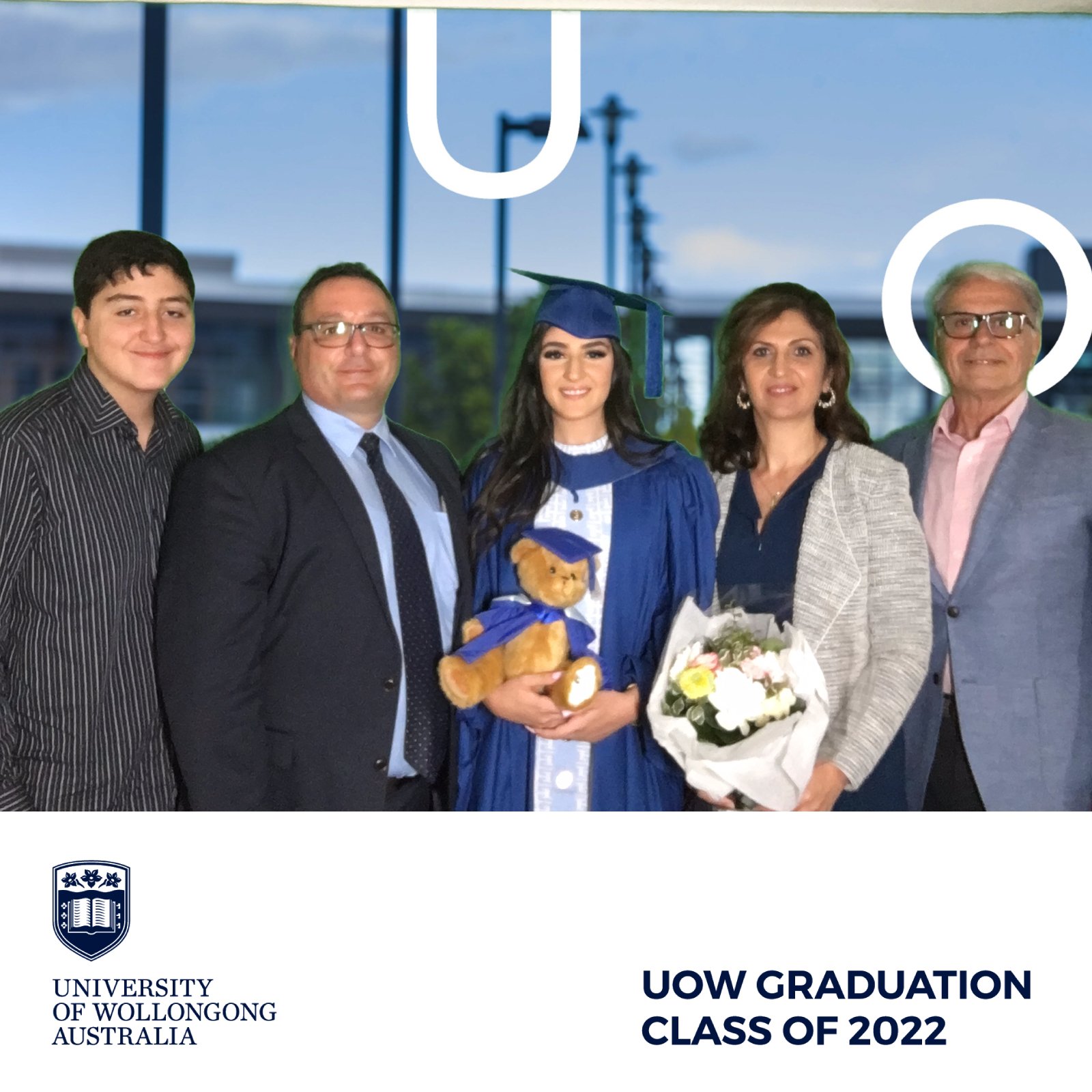 UOW Grad (gifbooth) 1/5/22-6/5/22