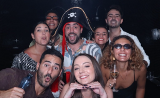 Turner Studios (gifbooth) 19/12/25