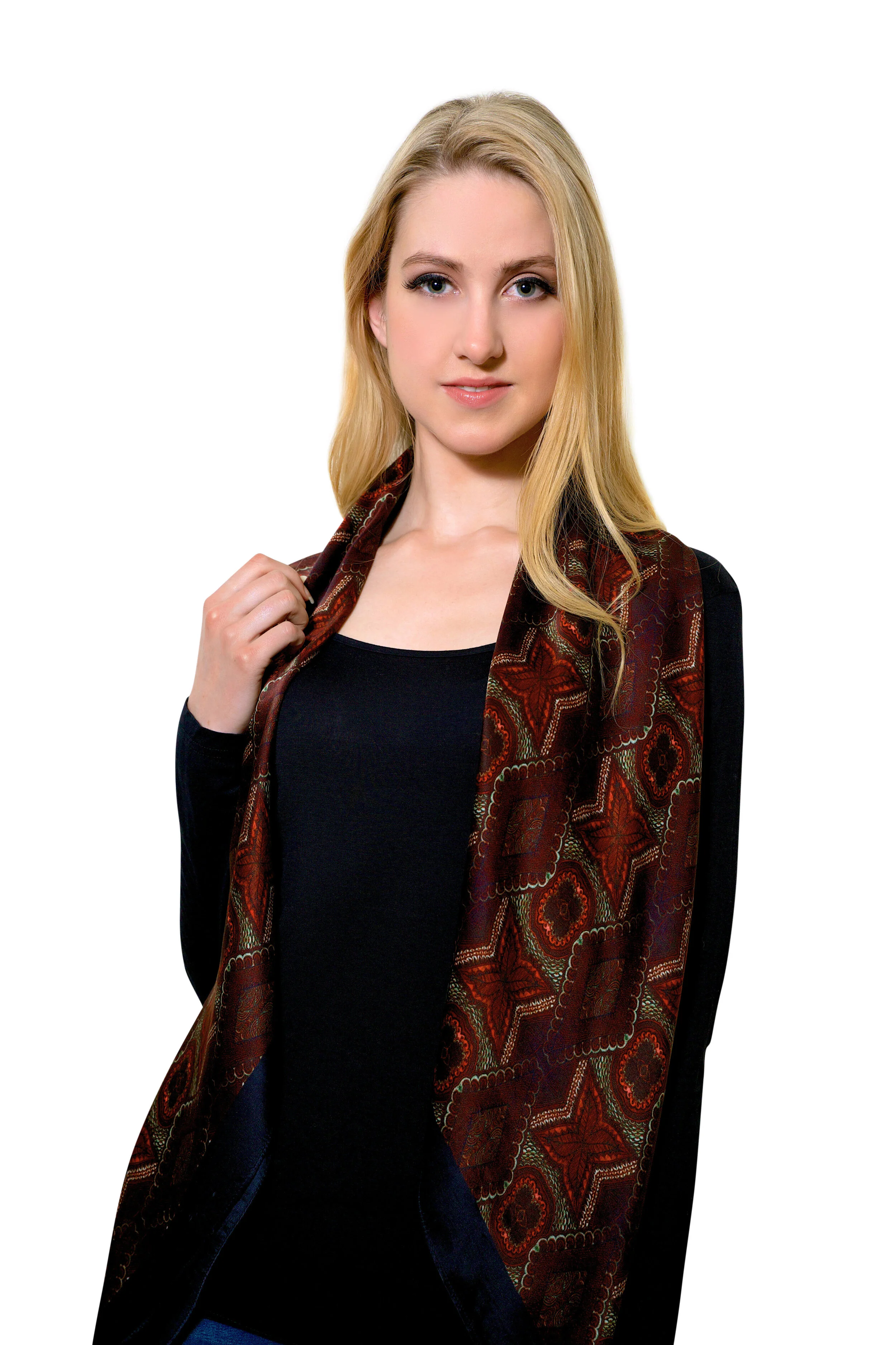 Divya Amin I am ready scarf 1.jpg