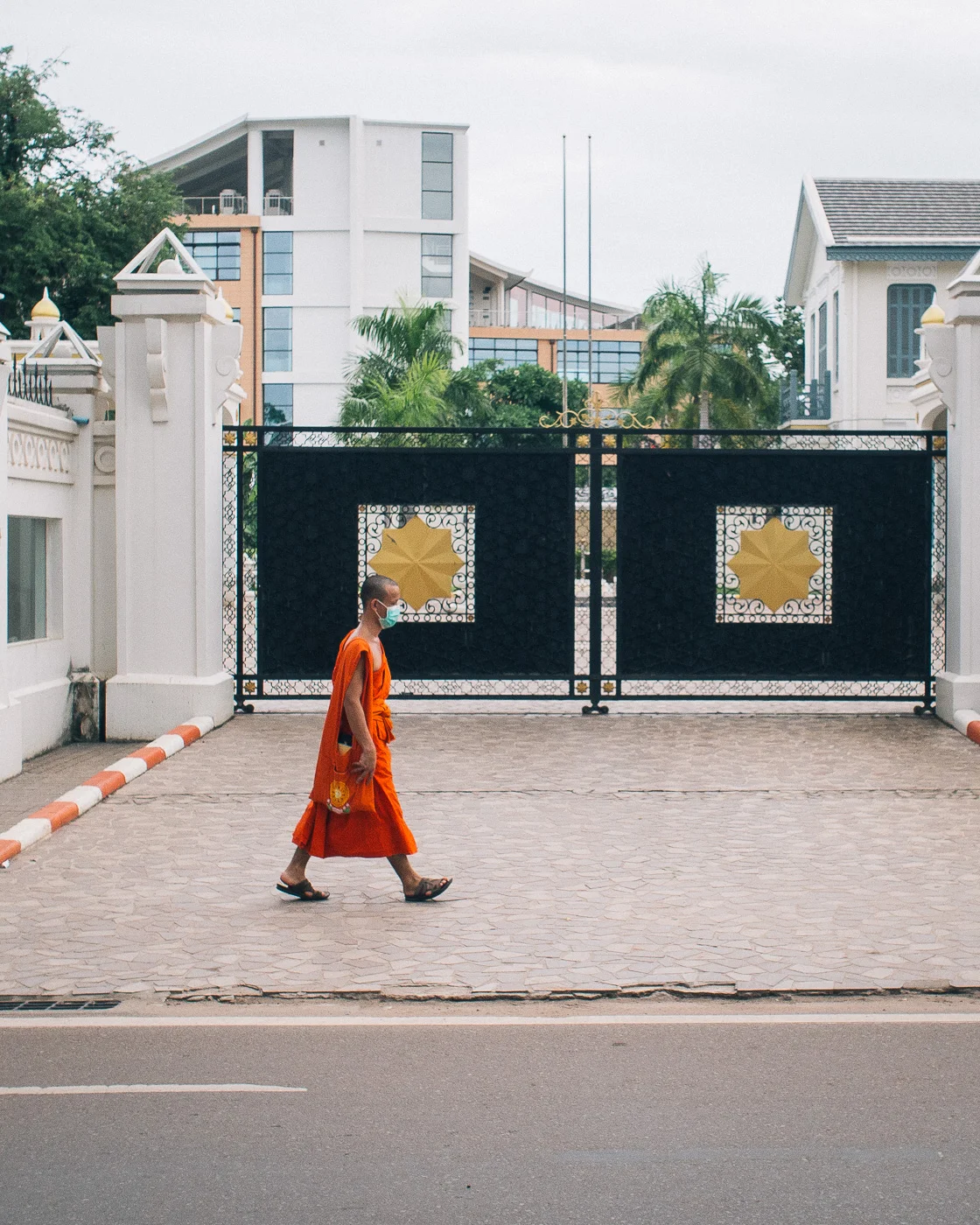 167. Taking a stroll down the diplomatic row