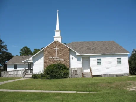 Cape Hatteras Baptist Church was founded in 1978 and is committed to Christian service. Our people enjoy serving the Lord, whether in sharing our faith or just lending a helping hand. We are members of the Chowan Association and the Southern Baptist Convention.