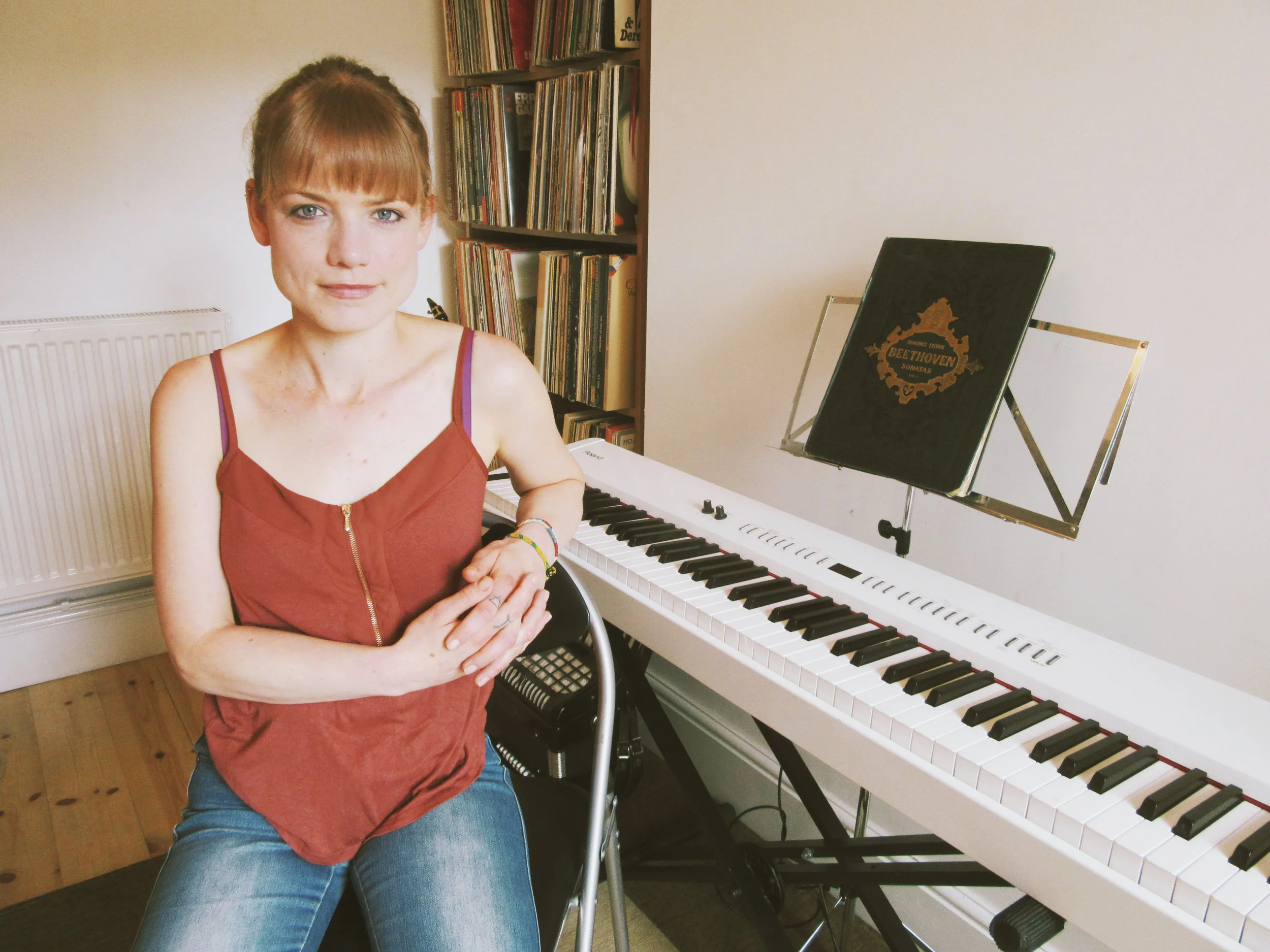 Kit Bennett (Piano, Vocals, Songwriting and Music Theory Teacher)