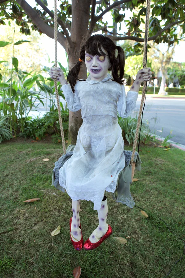 swinginggirl.jpg