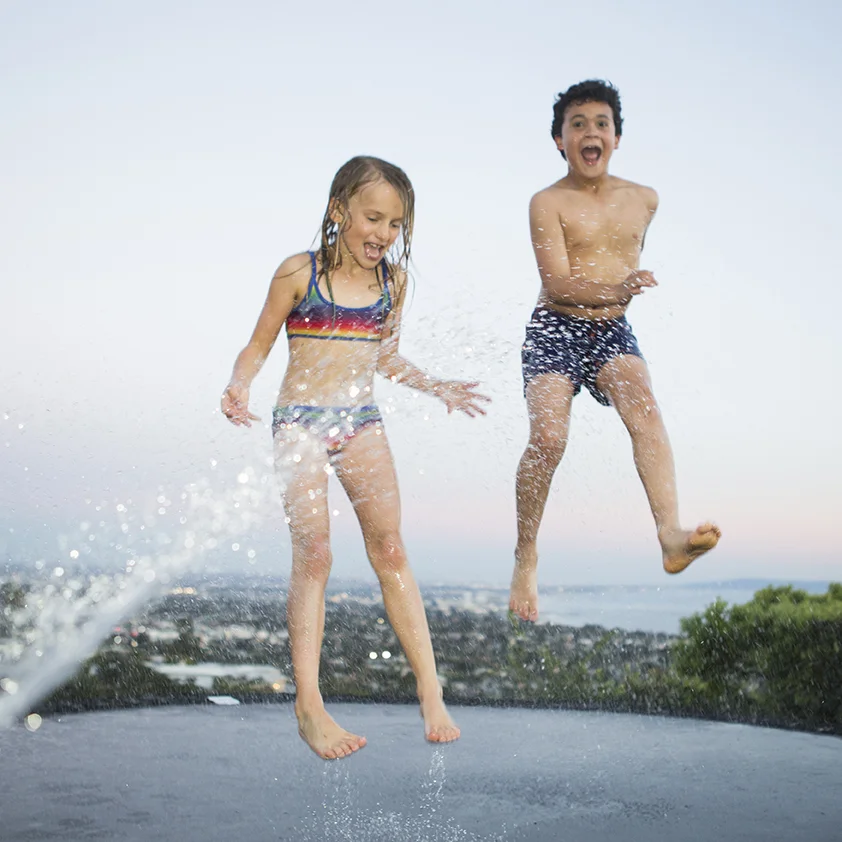 nbsquarewhpwater.jpg