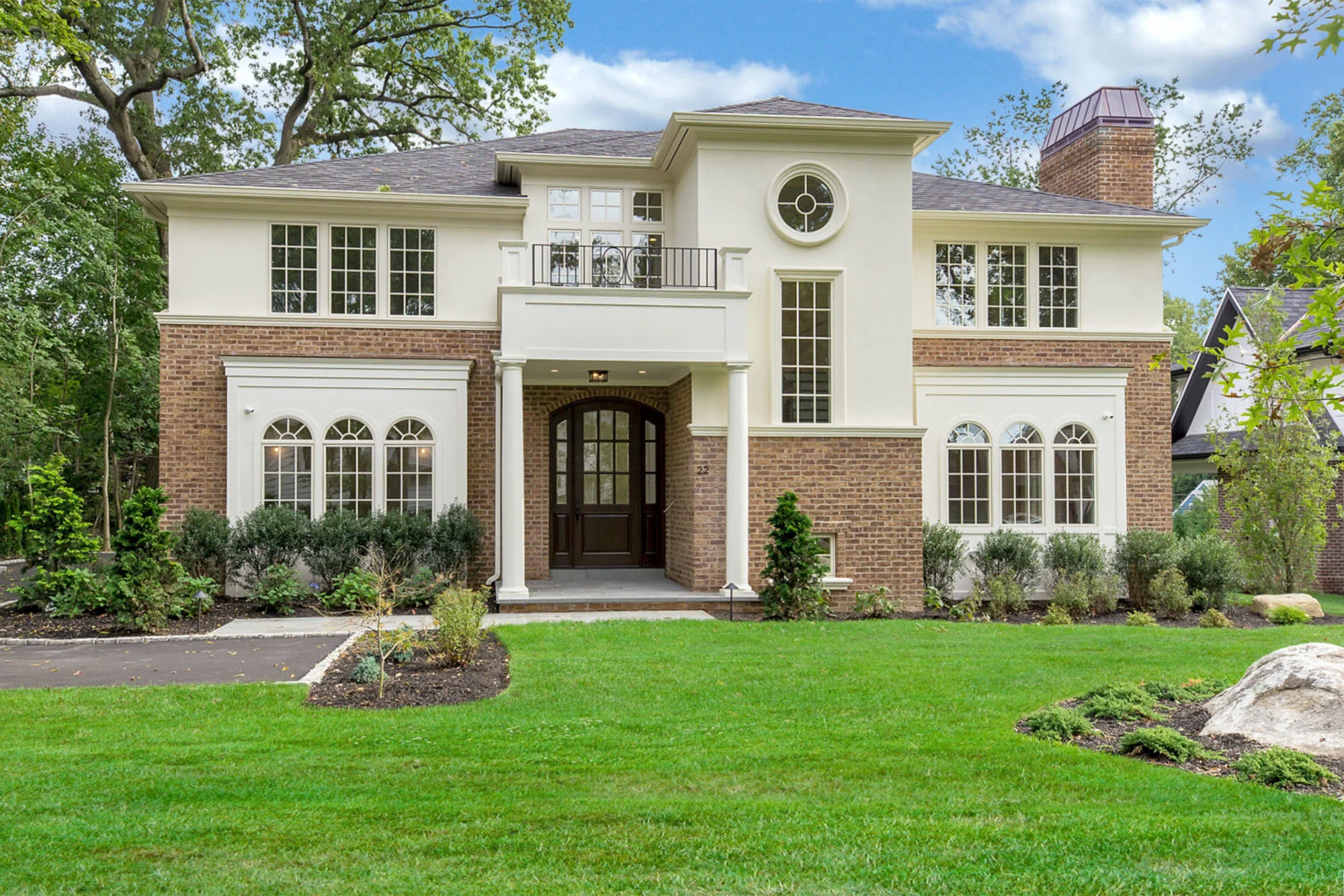 matthew-korn-roslyn-architect-brick-home.jpg