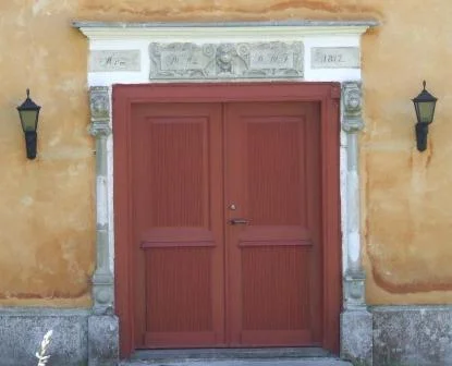 pavalds dörr