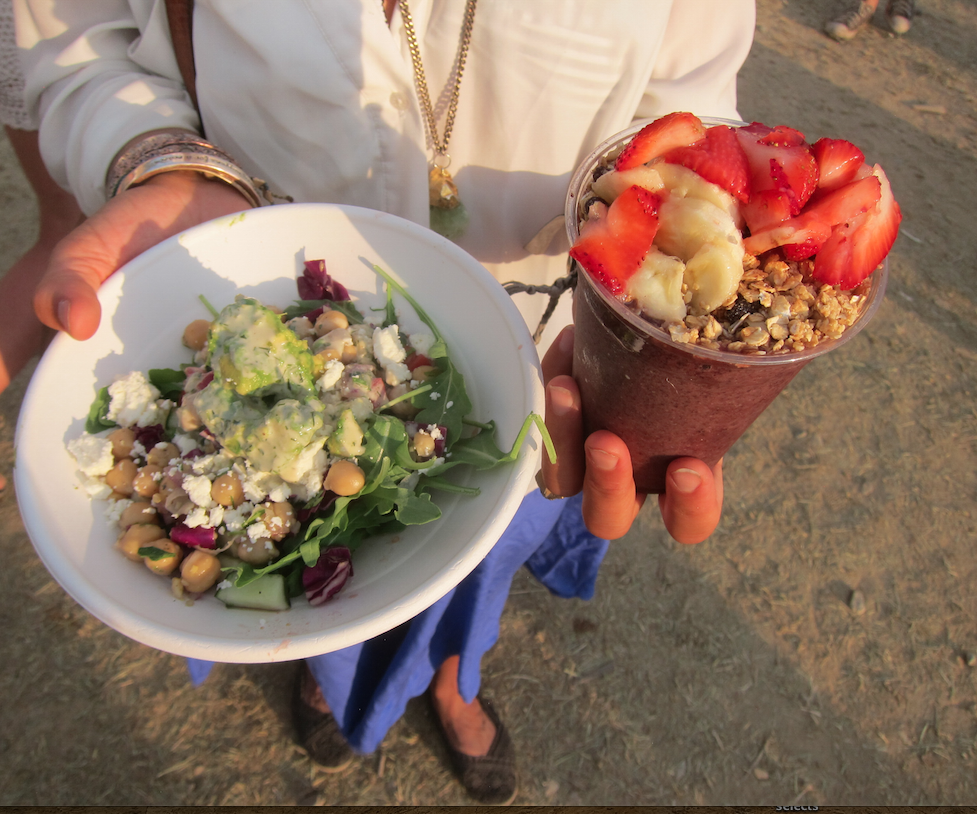 Yummy organic avocado quinoa bowl with an acai smoothie of love. Compostable is the best we could do, as we can not bring in our own reusables.
