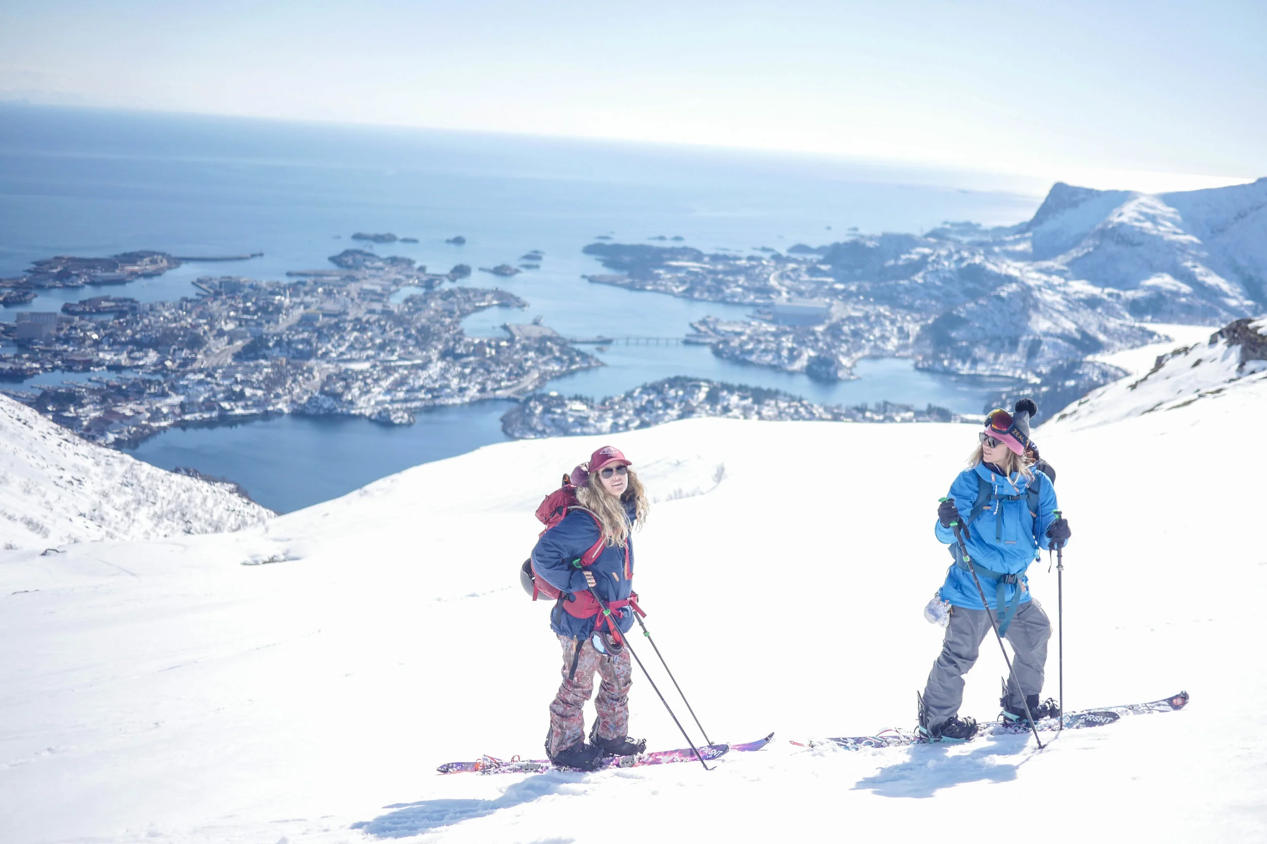 LOFOTEN SPLITBOARDING PRSNT ADVENTURE RETREATS.jpg