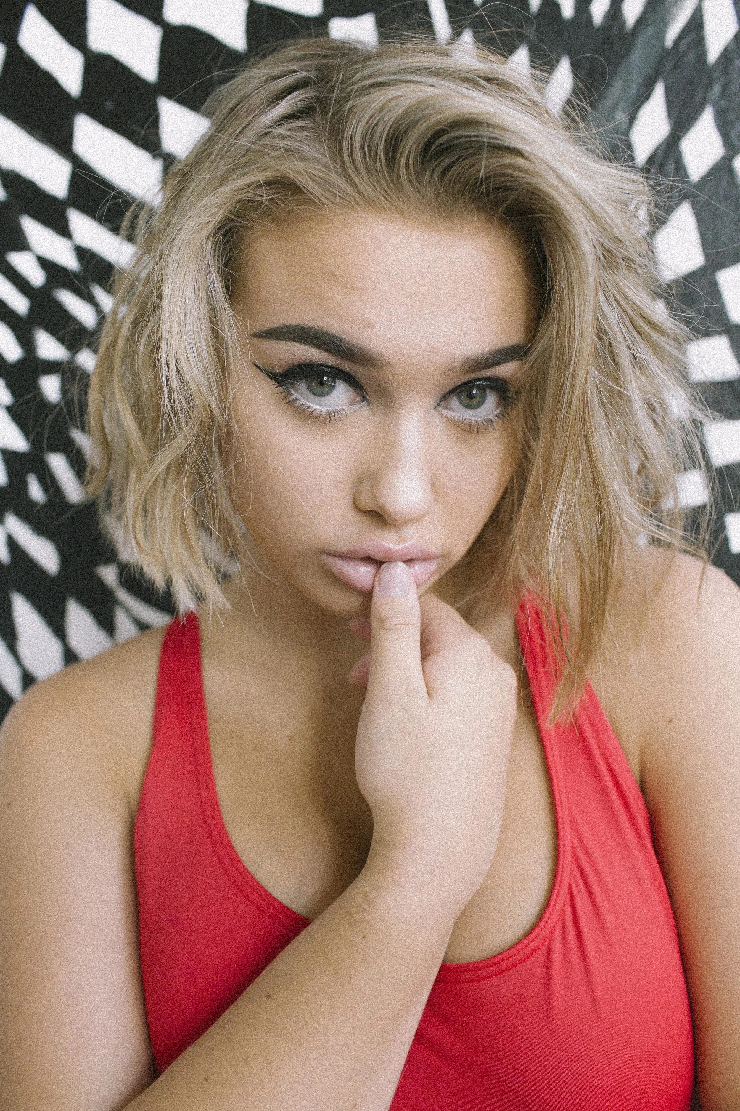 CHLOE PULTAR | THE MESSY HEADS ISSUE 2: REBEL REBEL | PHOTOGRAPHER: PAIGE MACCREADY