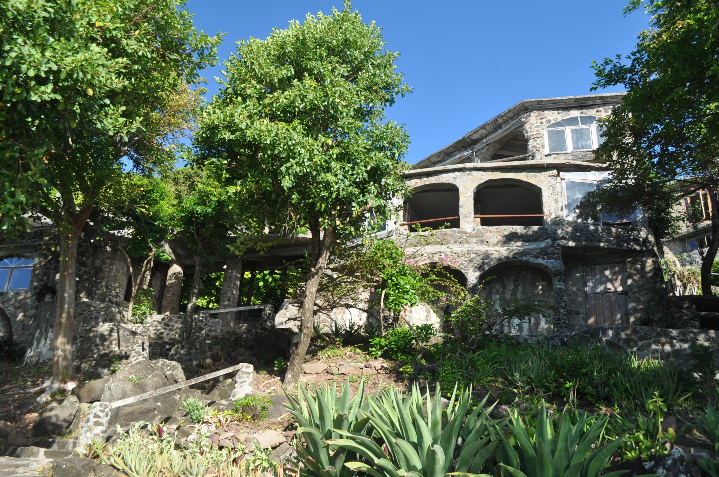 GG House from below.JPG