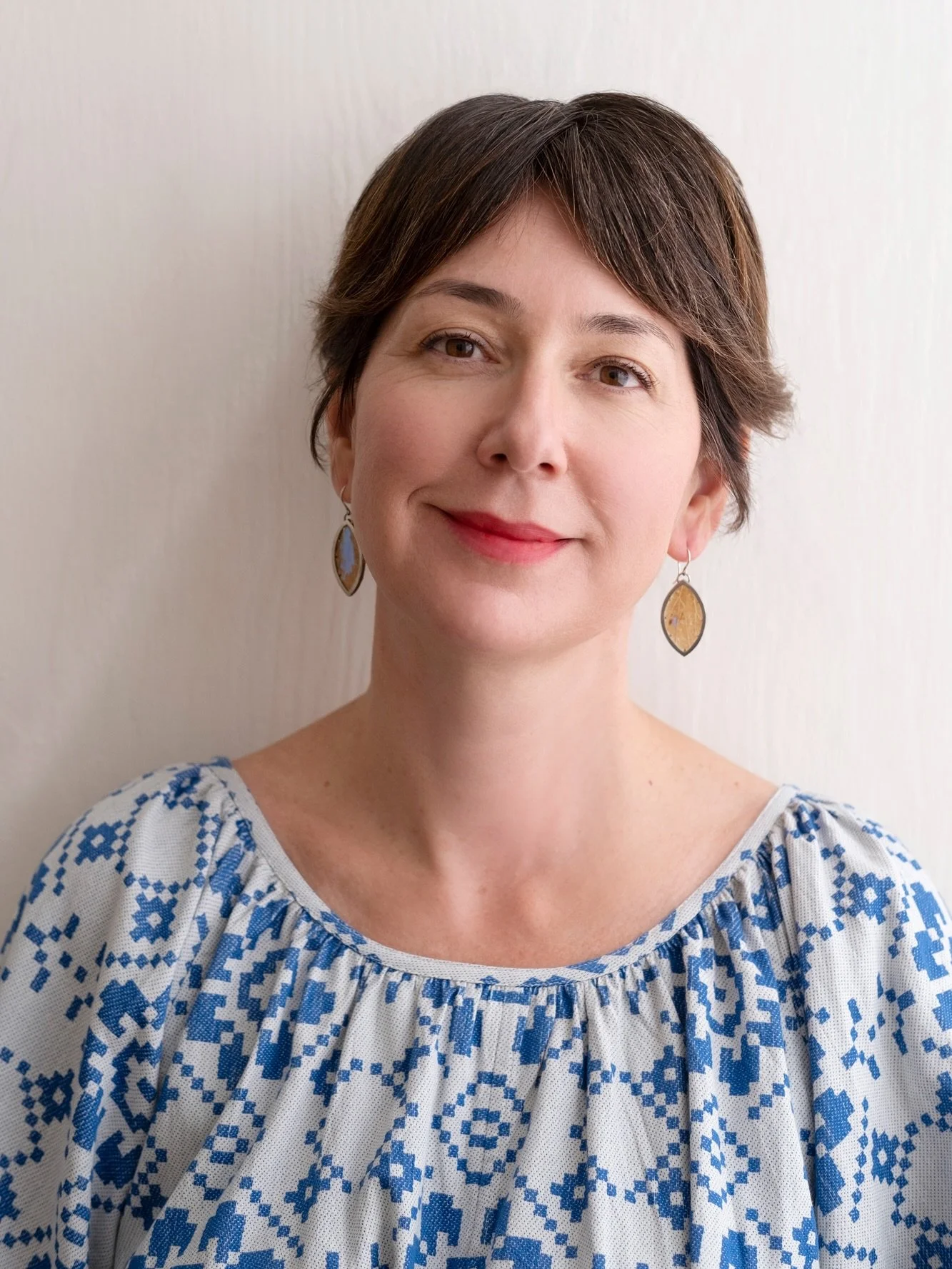 Every session is an opportunity to build trust, to listen, and to create space where someone feels truly seen. It is in that space that the most genuine expressions emerge, the kind that communicate confidence, warmth, and possibility.

I am deeply g