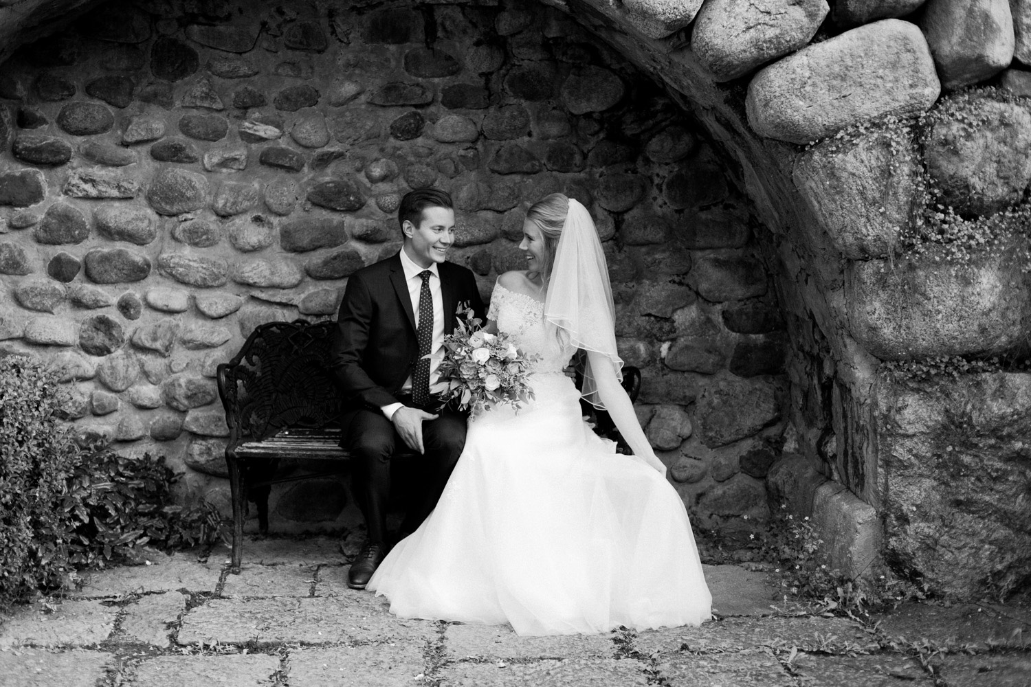 026-sweden-vidbynäs-wedding-photographer-bröllopsfotograf.jpg