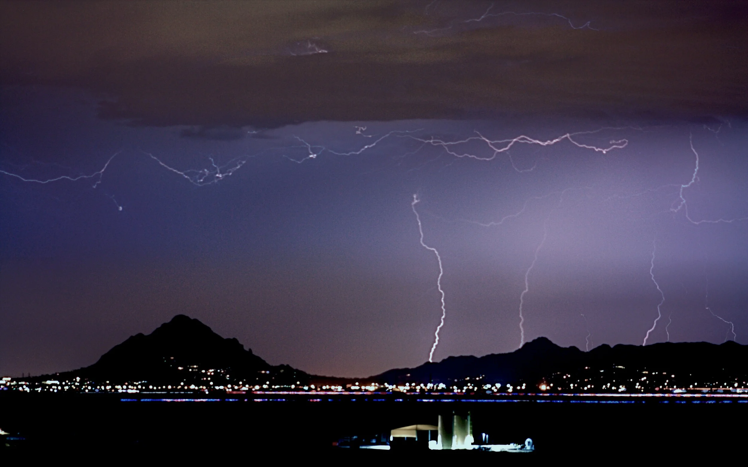 A Current Runs Through Camelback .JPG