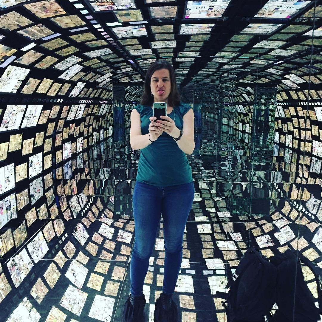 Instagram tunnel at the Samsung store in NYC. Very cool! #instagramtunnel #mirror #screens #reflection