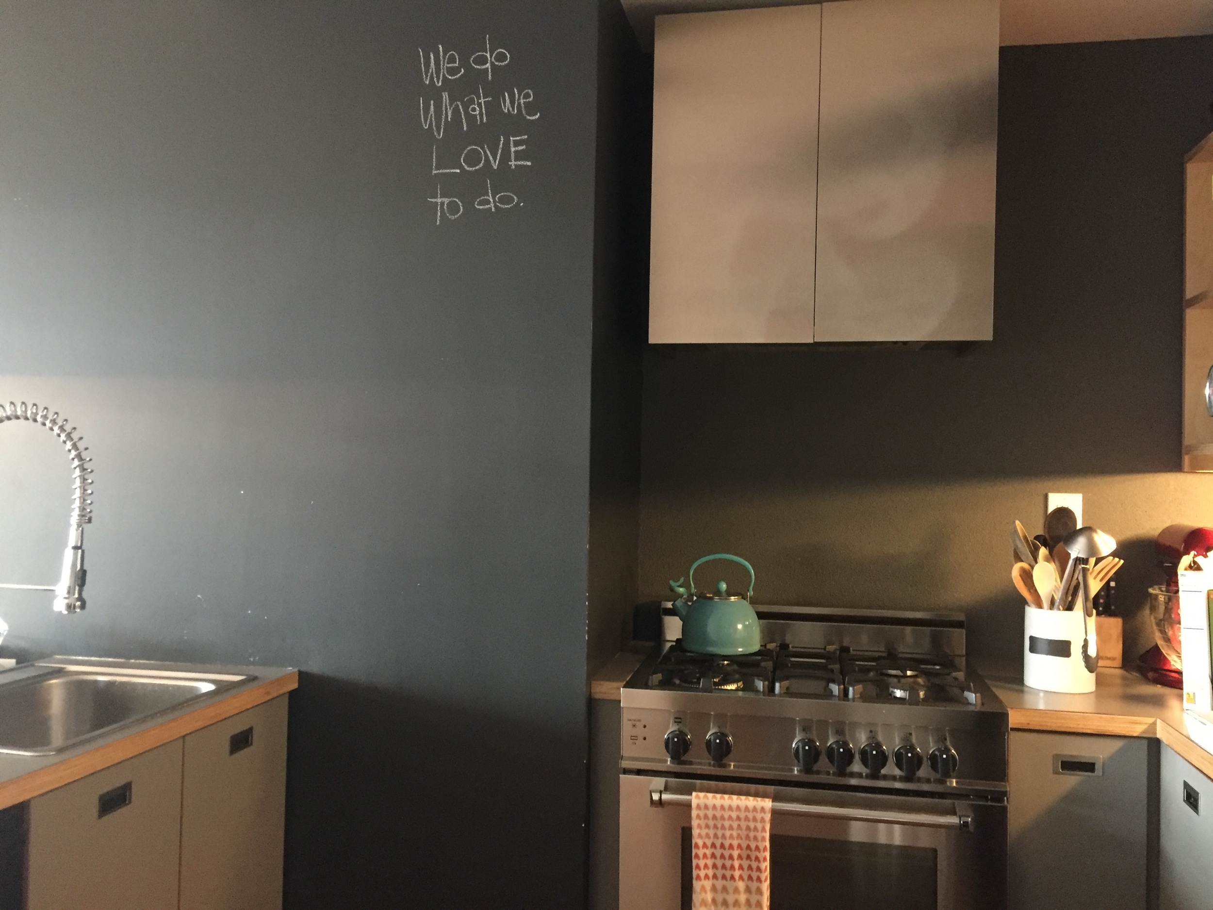 4-Kitchen.jpg