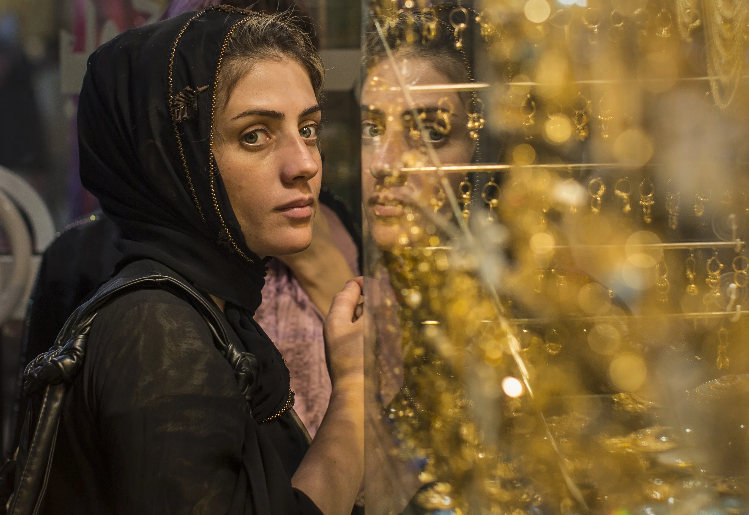  Jewellers store, Irbil, Iraq. April 2013. 