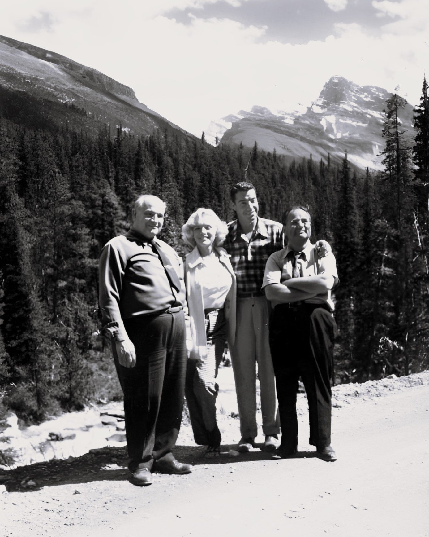 Throwback to the legendary Papa George, the heart and soul of our family restaurant, sharing a moment with icons Marilyn Monroe and Joe DiMaggio, and some other random lucky guy!

Stop in for dinner this weekend for Prime Rib! Only available while qu