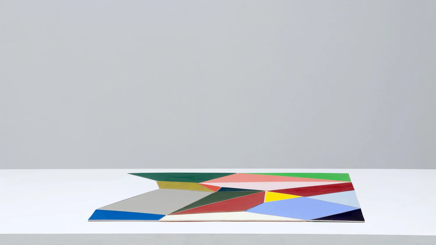 Multicoloured Adaptable #4 2008 Acrylic on aircraft plywood Dimensions variable
