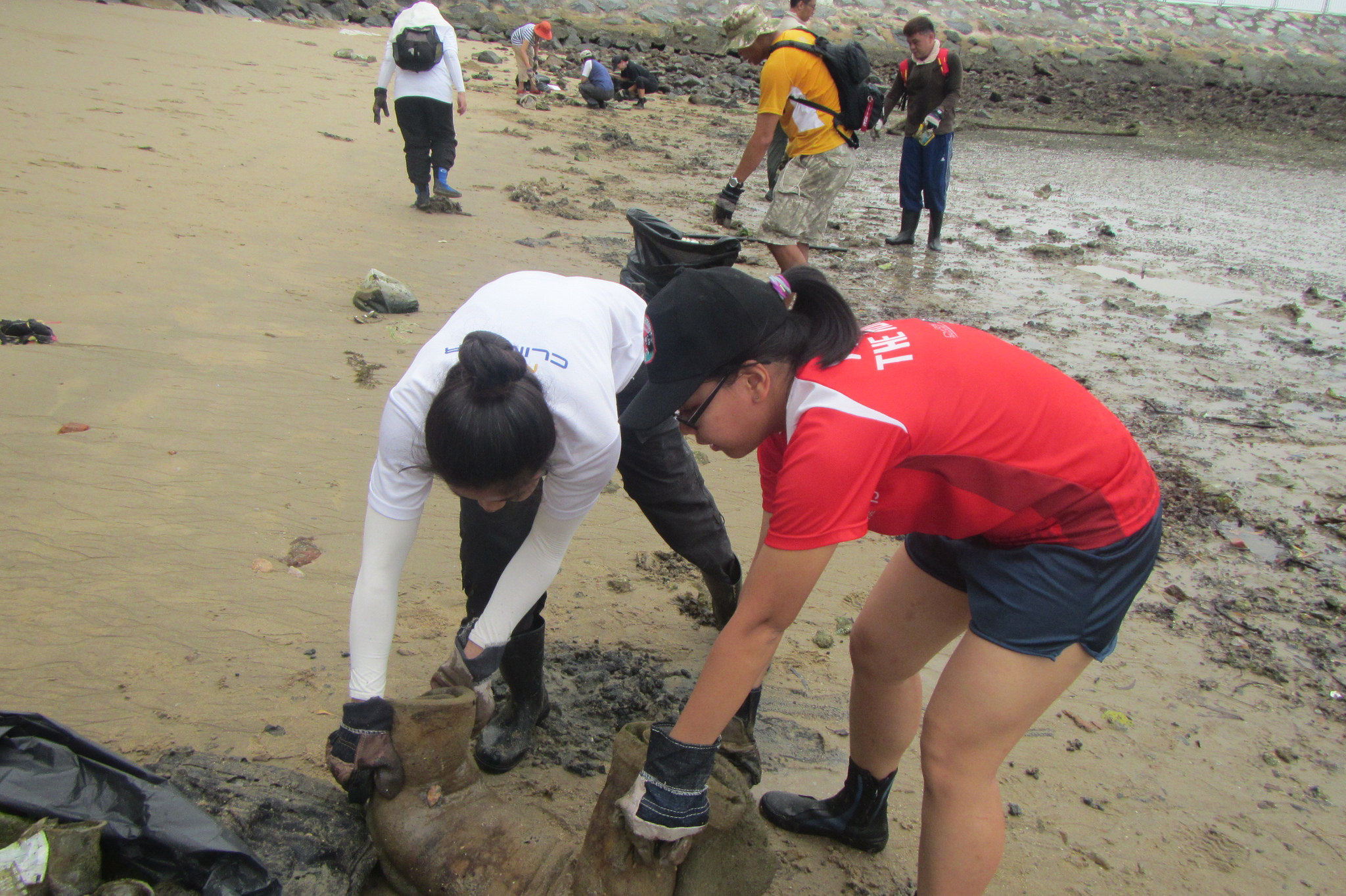 International Coastal Cleanup - 2014 - Tanah Merah Beach - Singapore