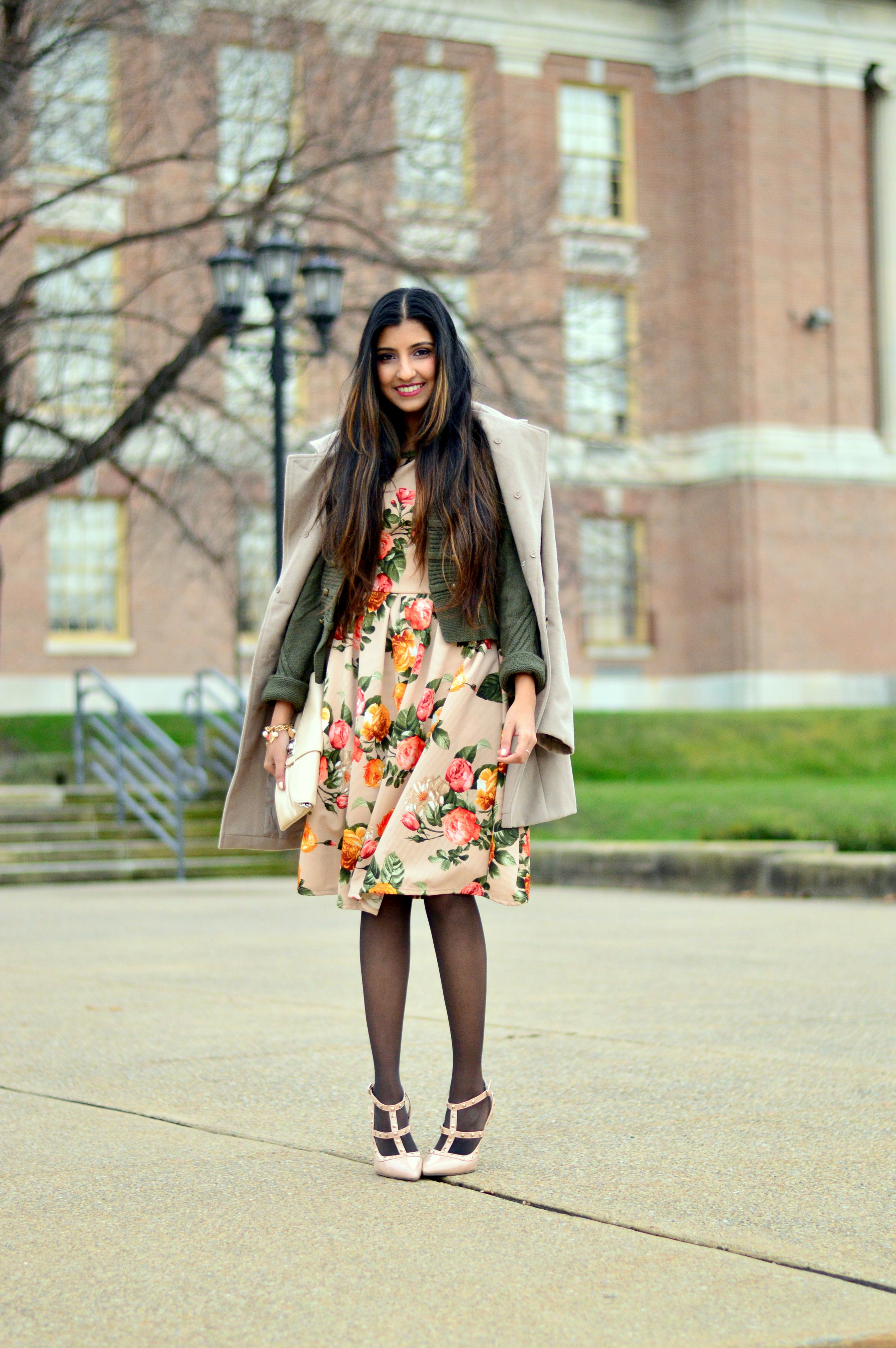 Floral Frock-Holiday Outfit-Hanes Hosiery 7