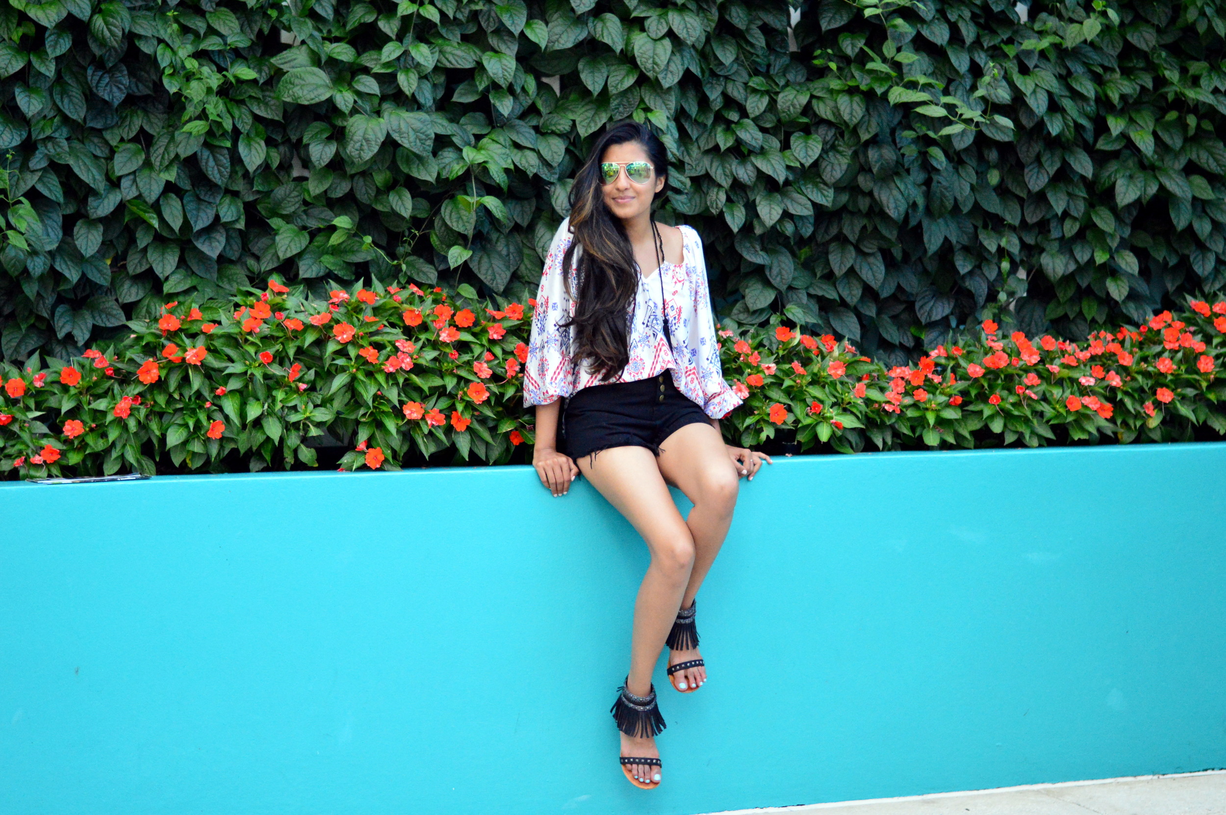 Denim Cutoffs + Printed Blouse: Orlando, Florida