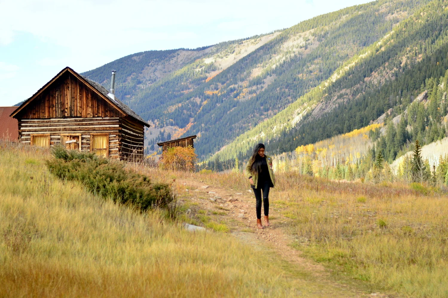 Patchwork-bomber-jacket-fall-fashion-blogger-outfit-colorado-travel-guide 2