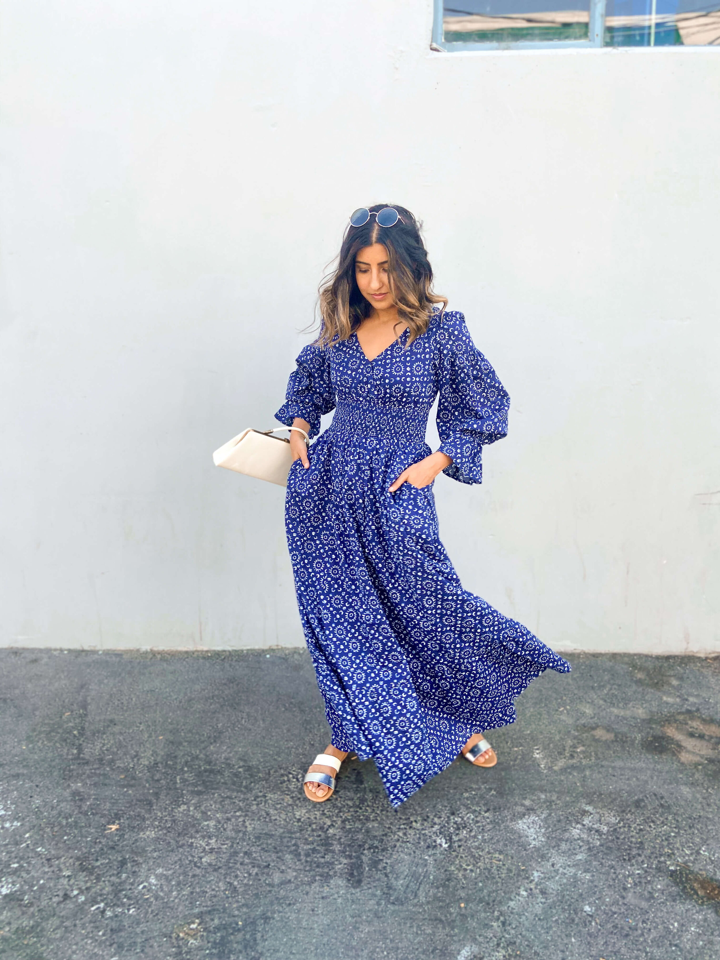 Lengthy Feelings :: A Transformative Dress