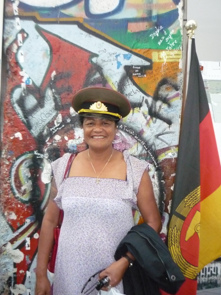 2011 - Katalina at Berlin Wall