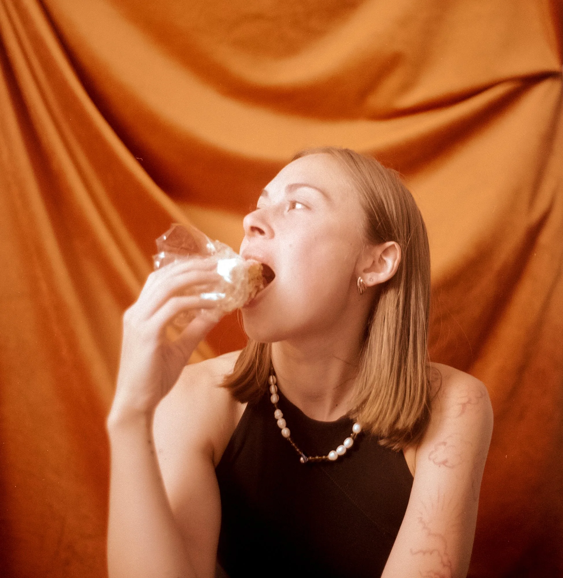 emily s portra 800 (5 of 12).jpg