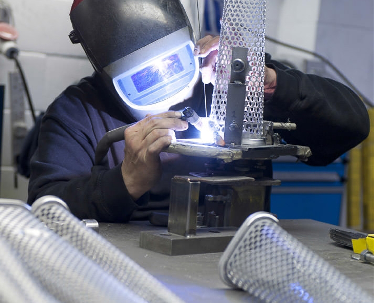 soldering man.jpg
