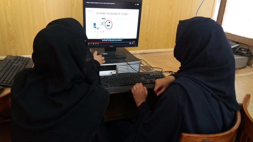 Khud+Blog+Pic+women+empowerment+entrepreneurship+automation.jpeg