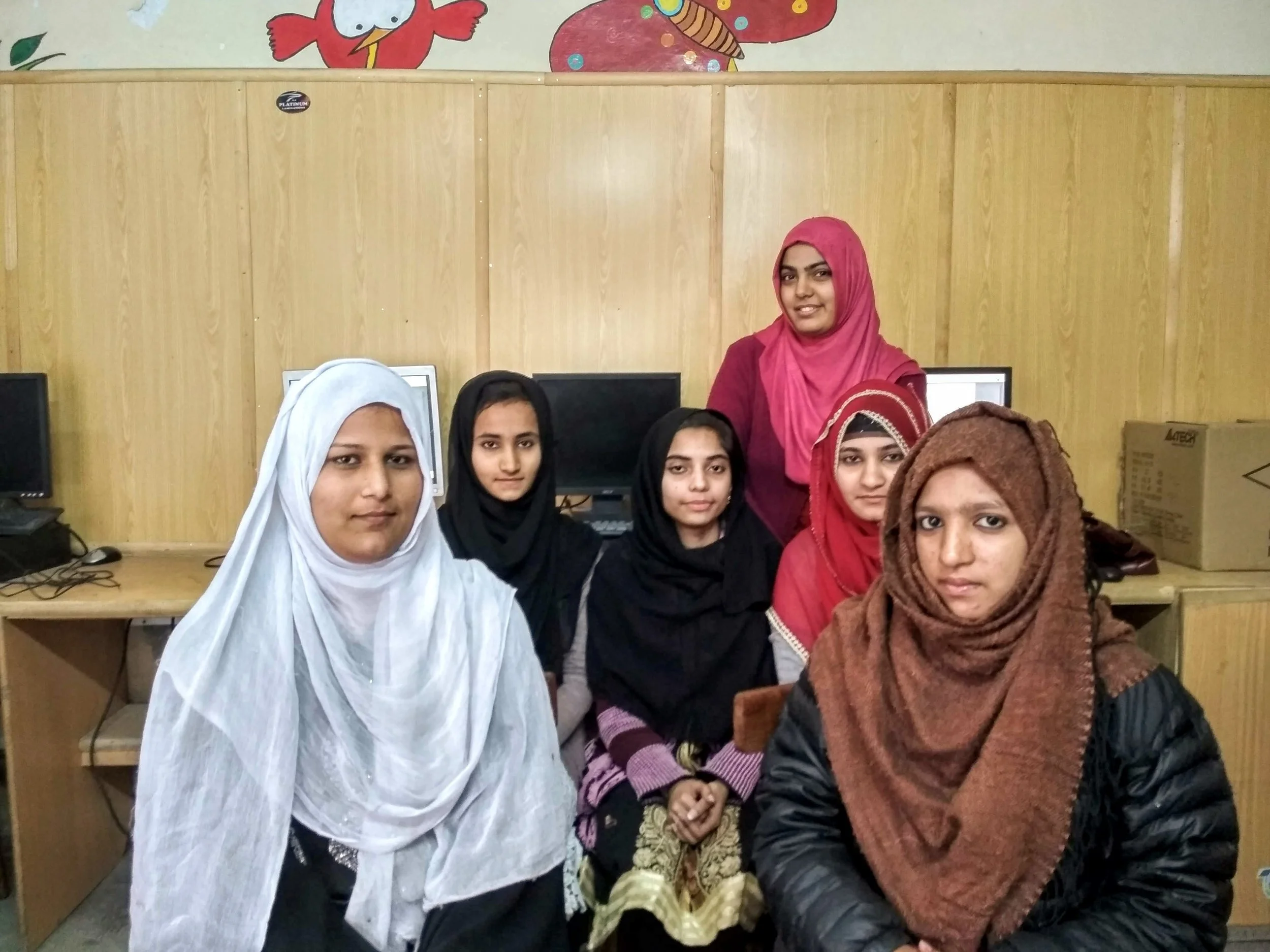 Student+Edtech+Khud+ Automeme+girls.jpg