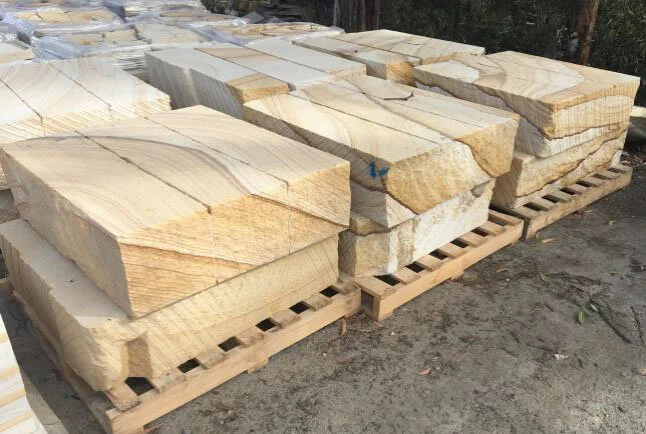 Gosford Quarries Sandstone - Solid Walling Blocks - 900-1200mm x 300mm x 300mm