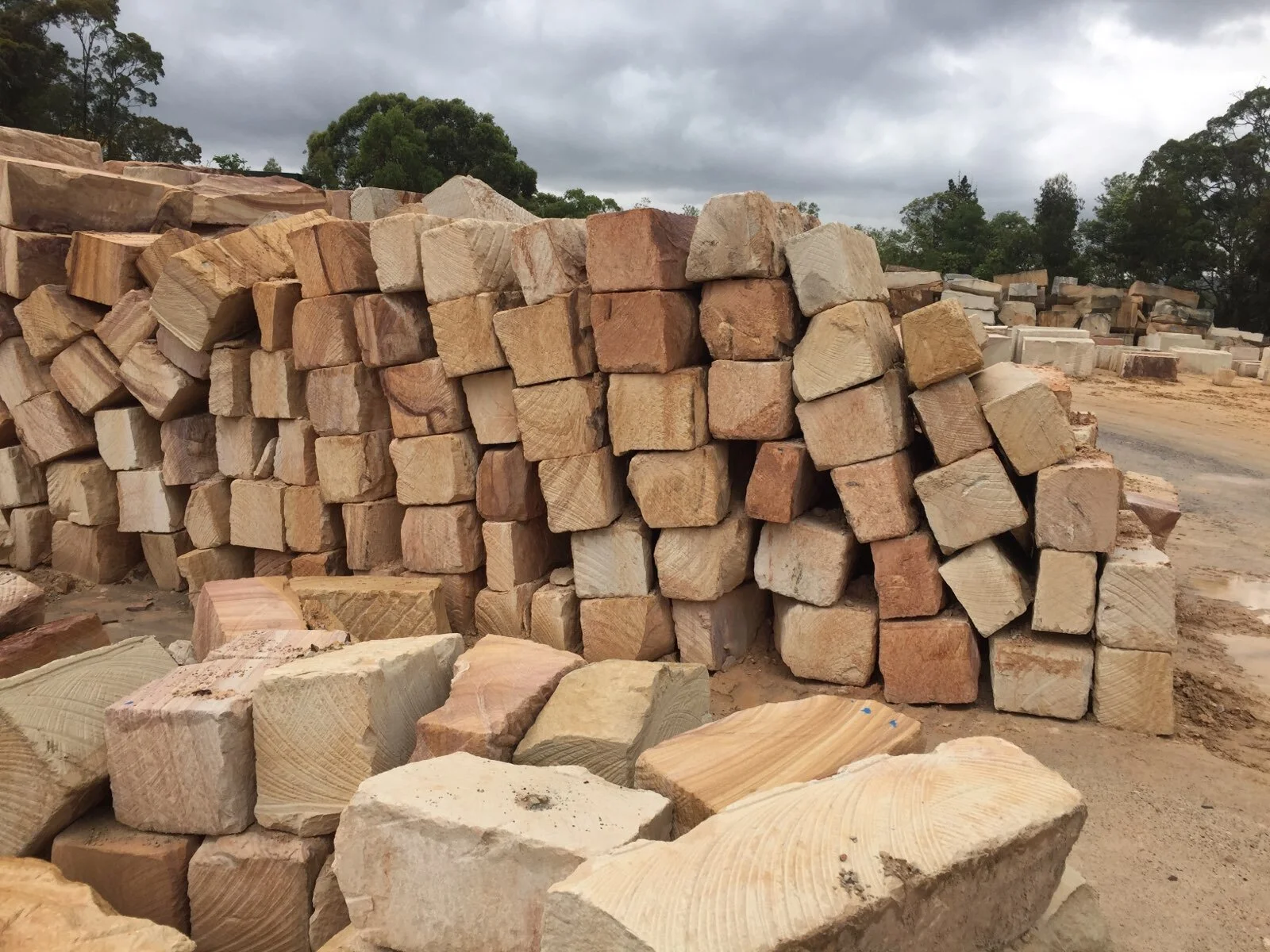 Gosford Quarries Sandstone Landscaping Logs (Sandstone Billets)