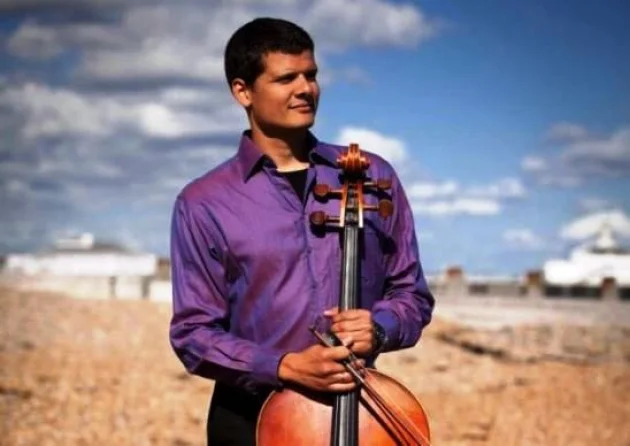 Pavlos Carvalho