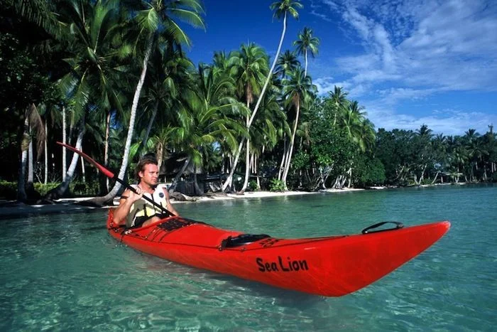 wes_on_kayak_1-187-700-550-80.jpg