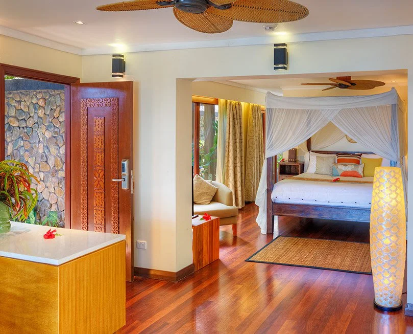 nanuku-fiji-resort-beachfront-pool-villa-3.jpg