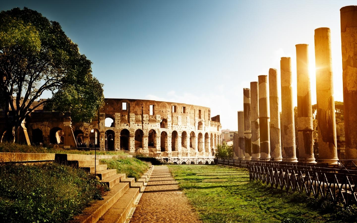 37732133-travel-wallpaper.jpg