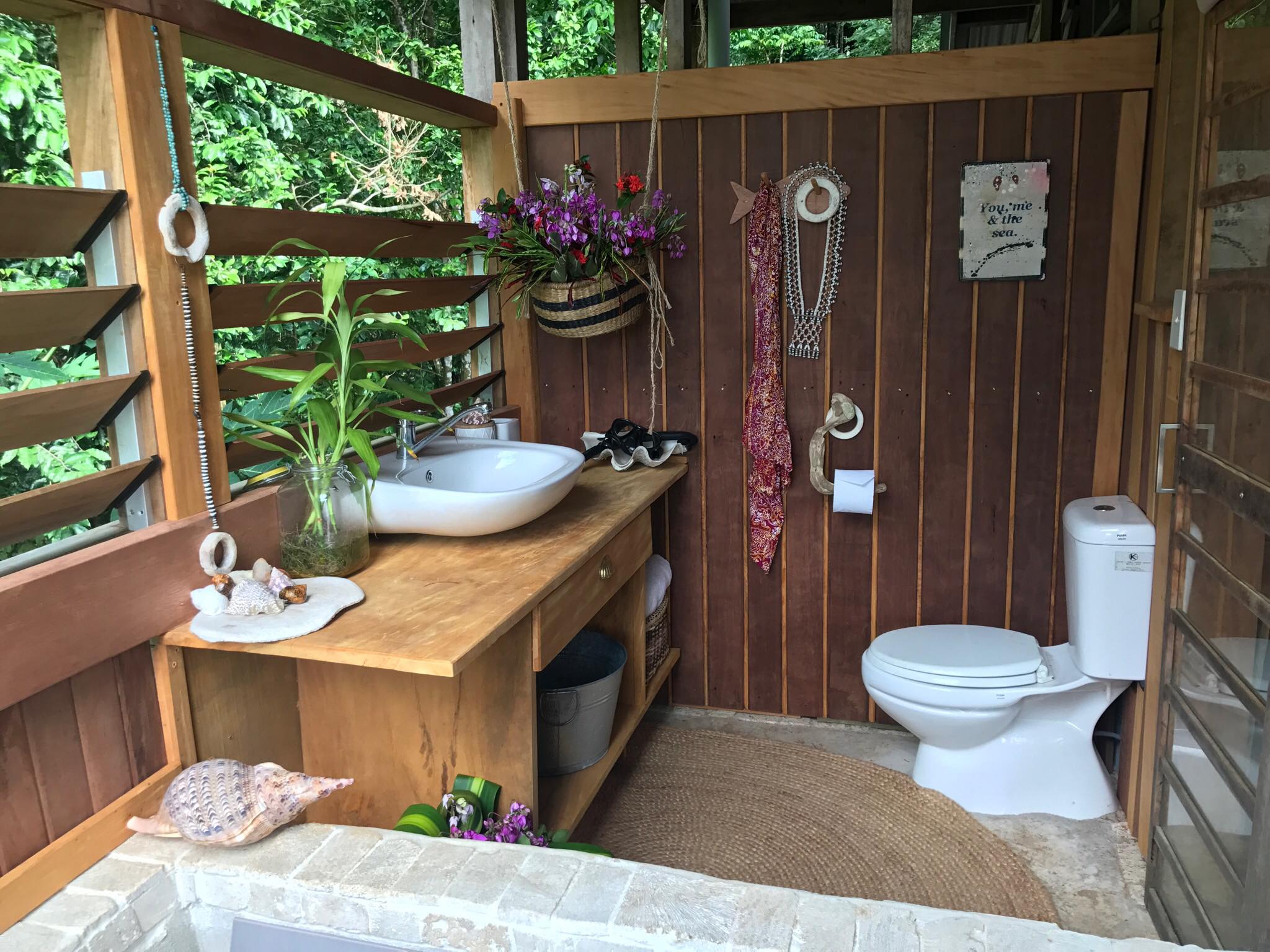 Lagoon bathroom1.jpg