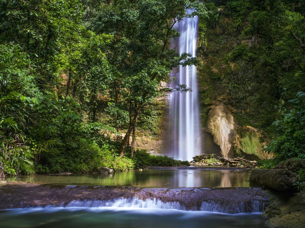 tenanufalls.jpg