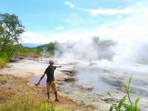 Hot springs PNG