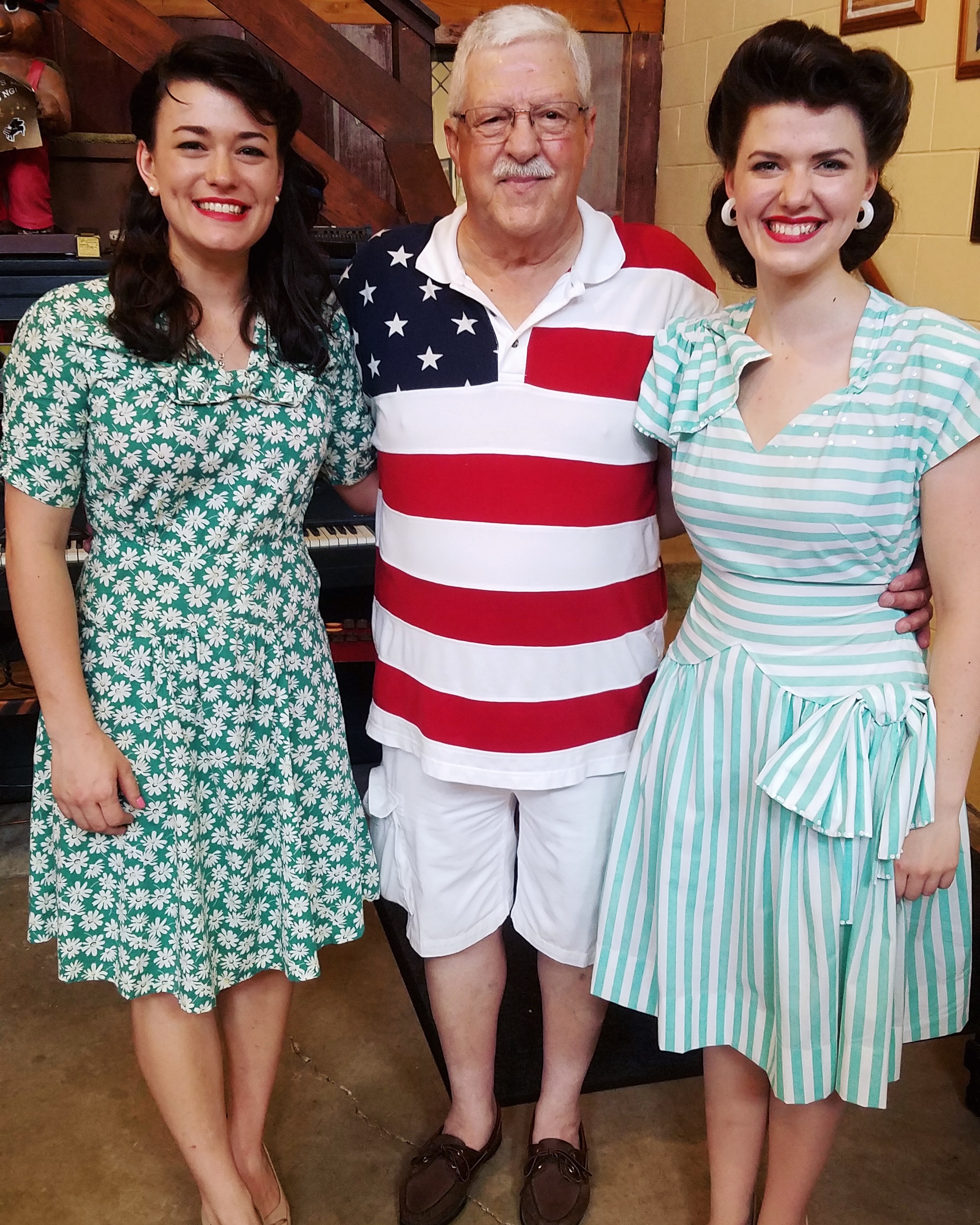 Honor Flight wouldn't get very far without it's wonderful veteran Guardians, Butlers, Valets, or Escorts. Jubilee and Faith are pictured here with one of our friendliest HF guardians, John Myers. We met Mr. Myers back in 2014 and spent quite a while chatting with him and his veteran, Bill Vasen. It was swell getting to see him again after all this time!! 
