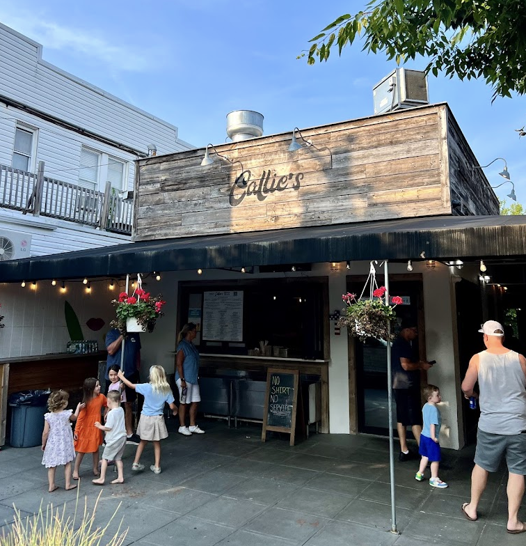 Callie's - Belle Harbor, NY