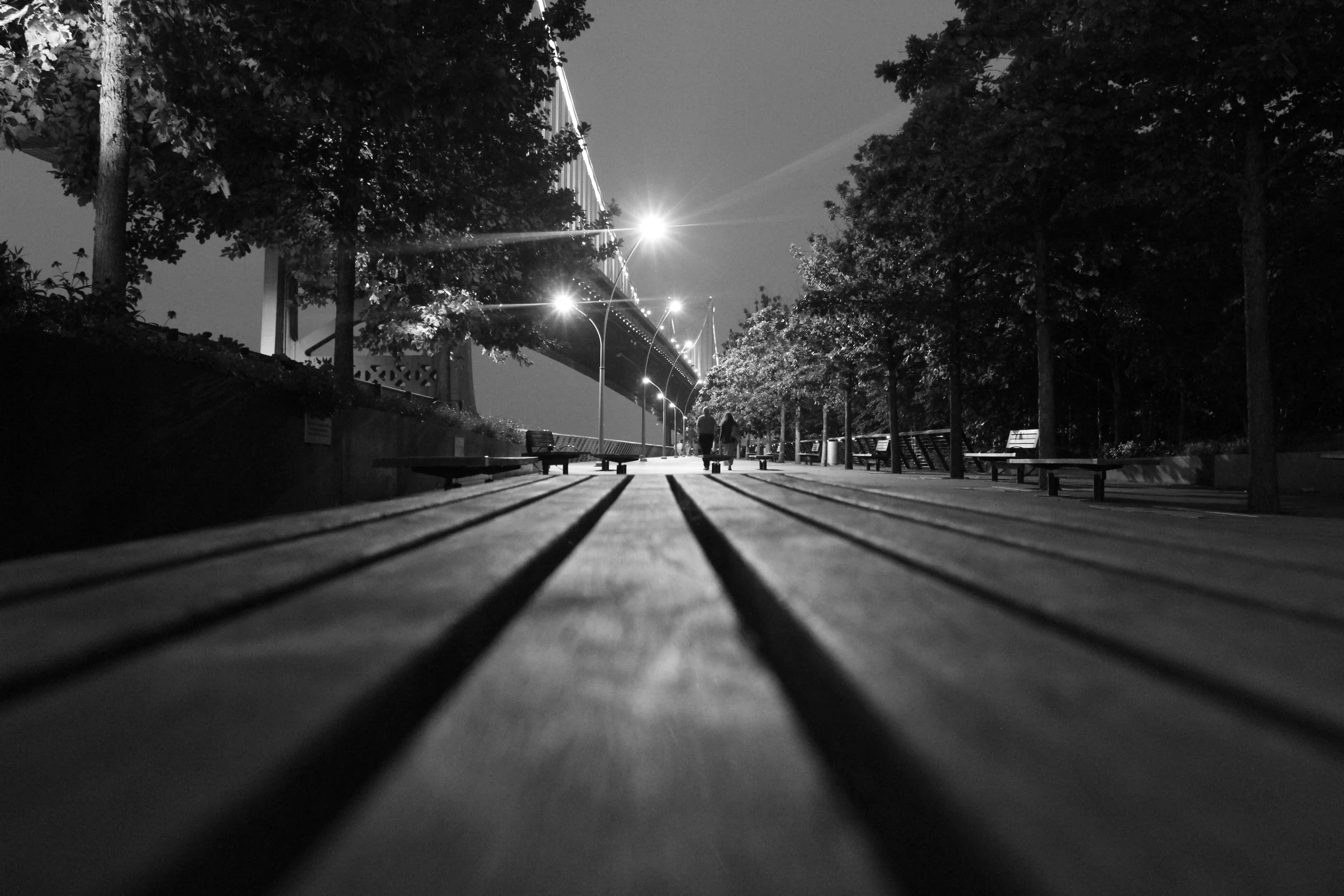 Independence Day: Papa Mondt Comes to Town