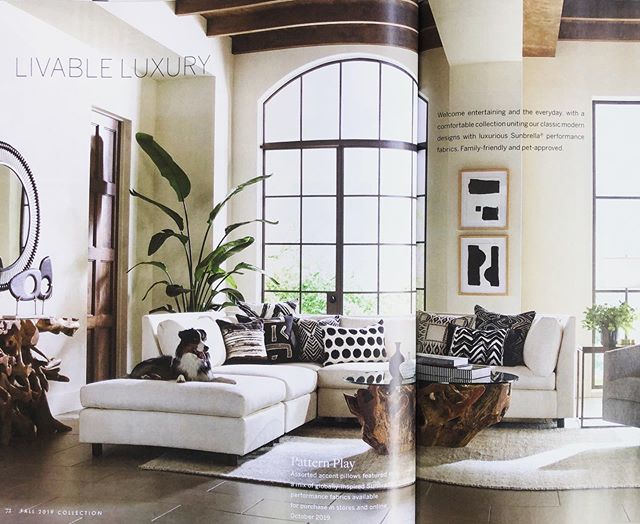 #ingoodFORM: so wonderful to start the weekend spotting our #AboutWallArtSeries for @mgbwhome in their new #Fall2019 catalog. #WeekendReading #LivableLuxury #DesignersWhoMakeArt